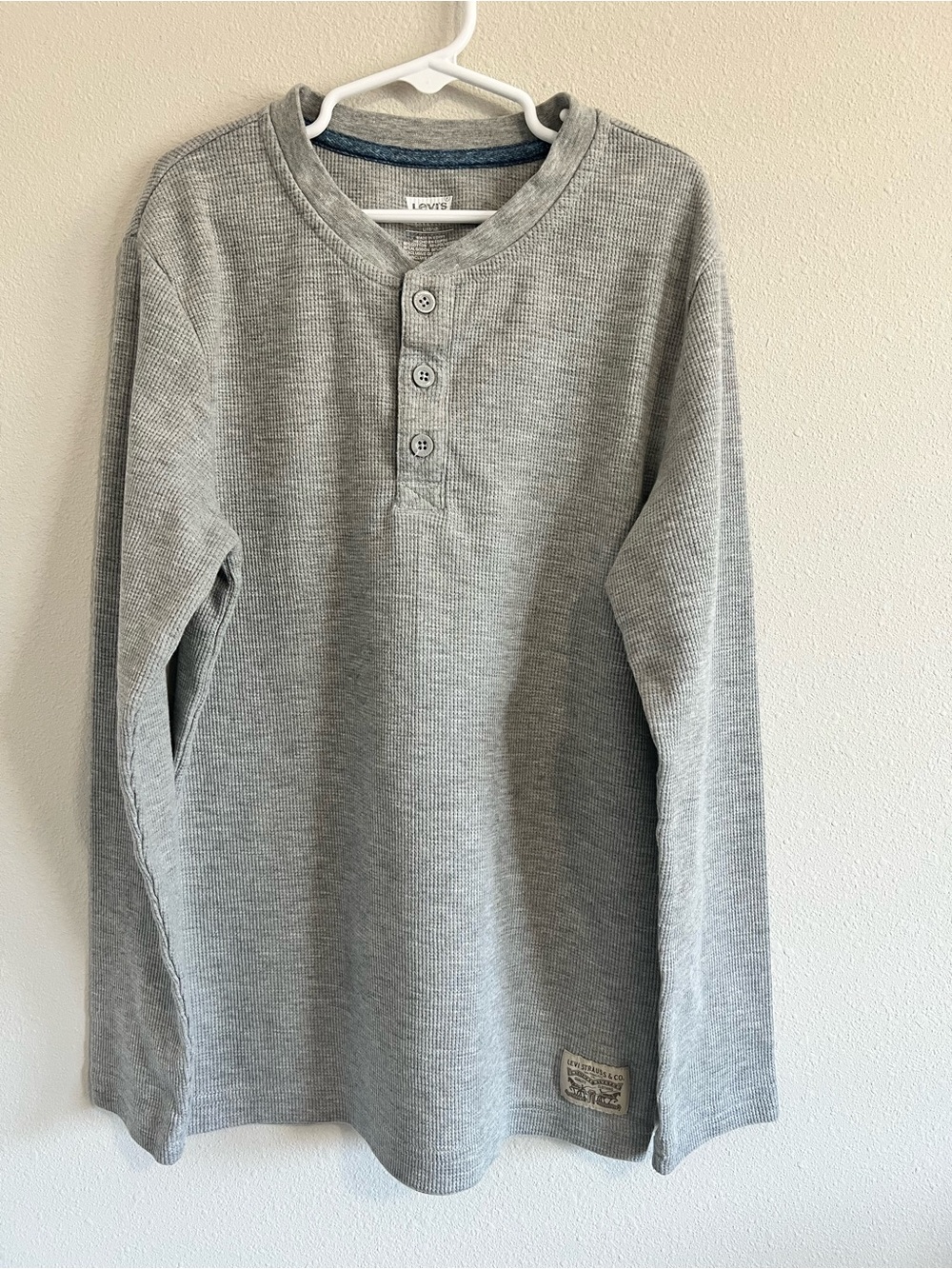 Levi's Boys' Gray Thermal Henley Long Sleeve Top size L 10/12